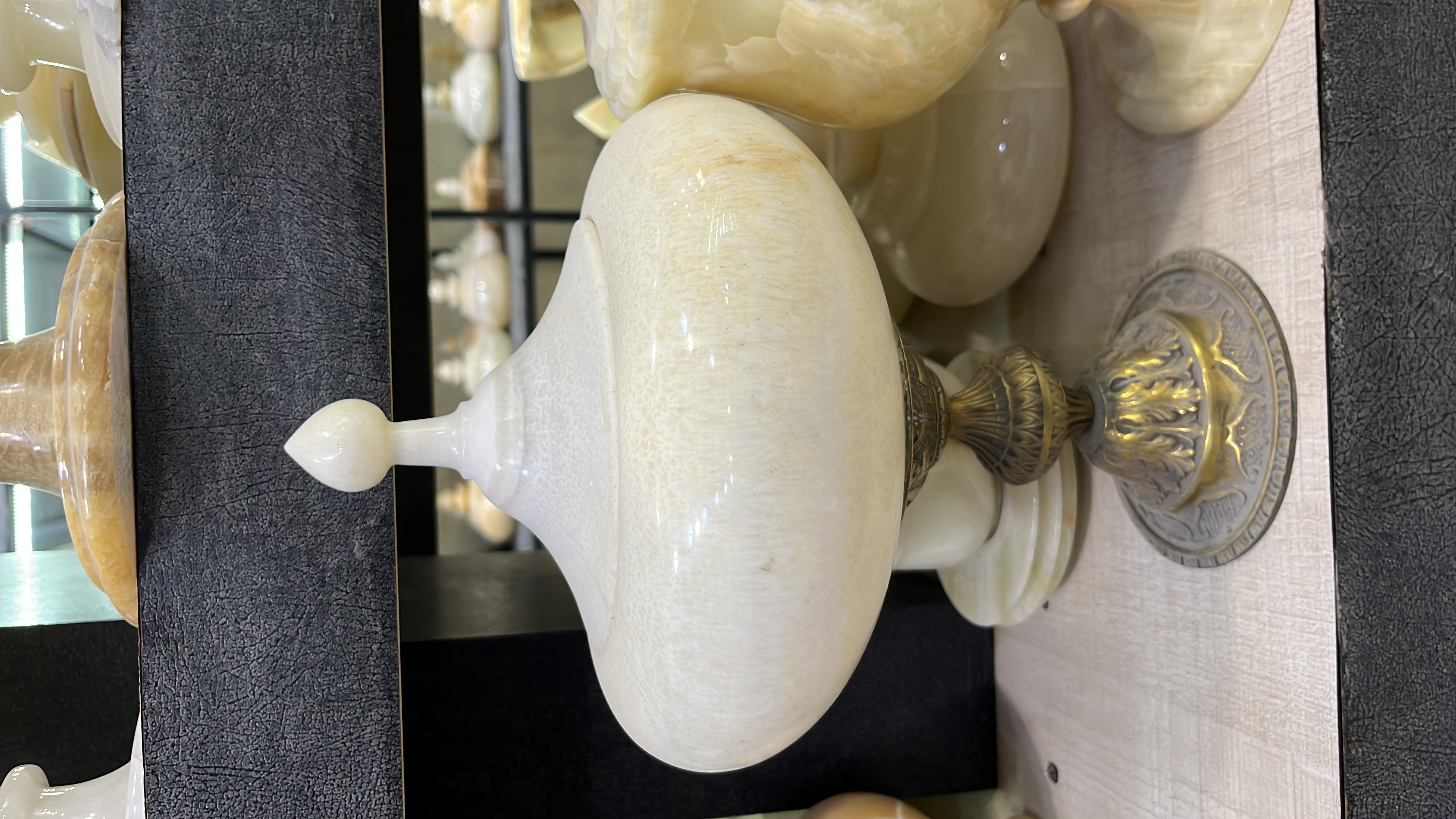 شکلات خوری سنگی مدل 3