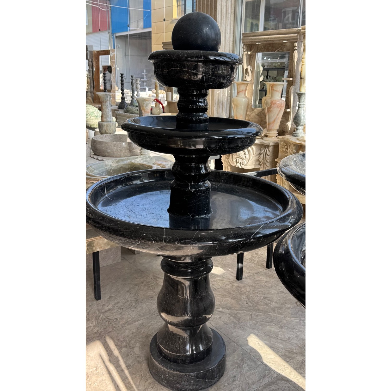 آبنما سنگی مشکی عقیق